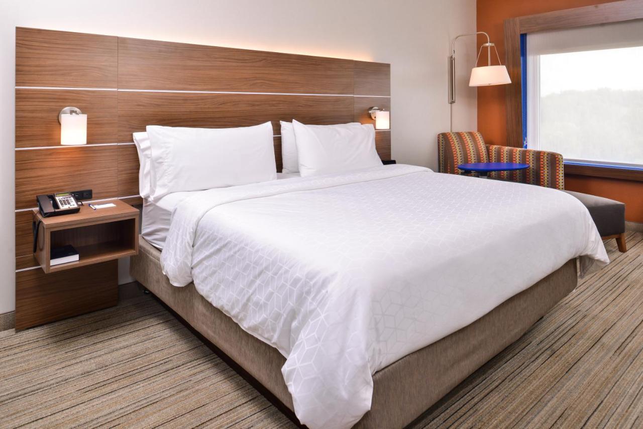 Holiday Inn Express & Suites Farmville By Ihg Ngoại thất bức ảnh